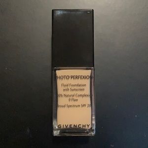 Givenchy photo perfexion foundation